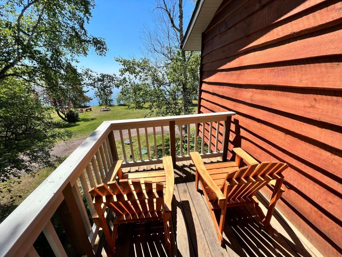 Thomsonite Inn On Lake Superior 그랜드 마레 외부 사진