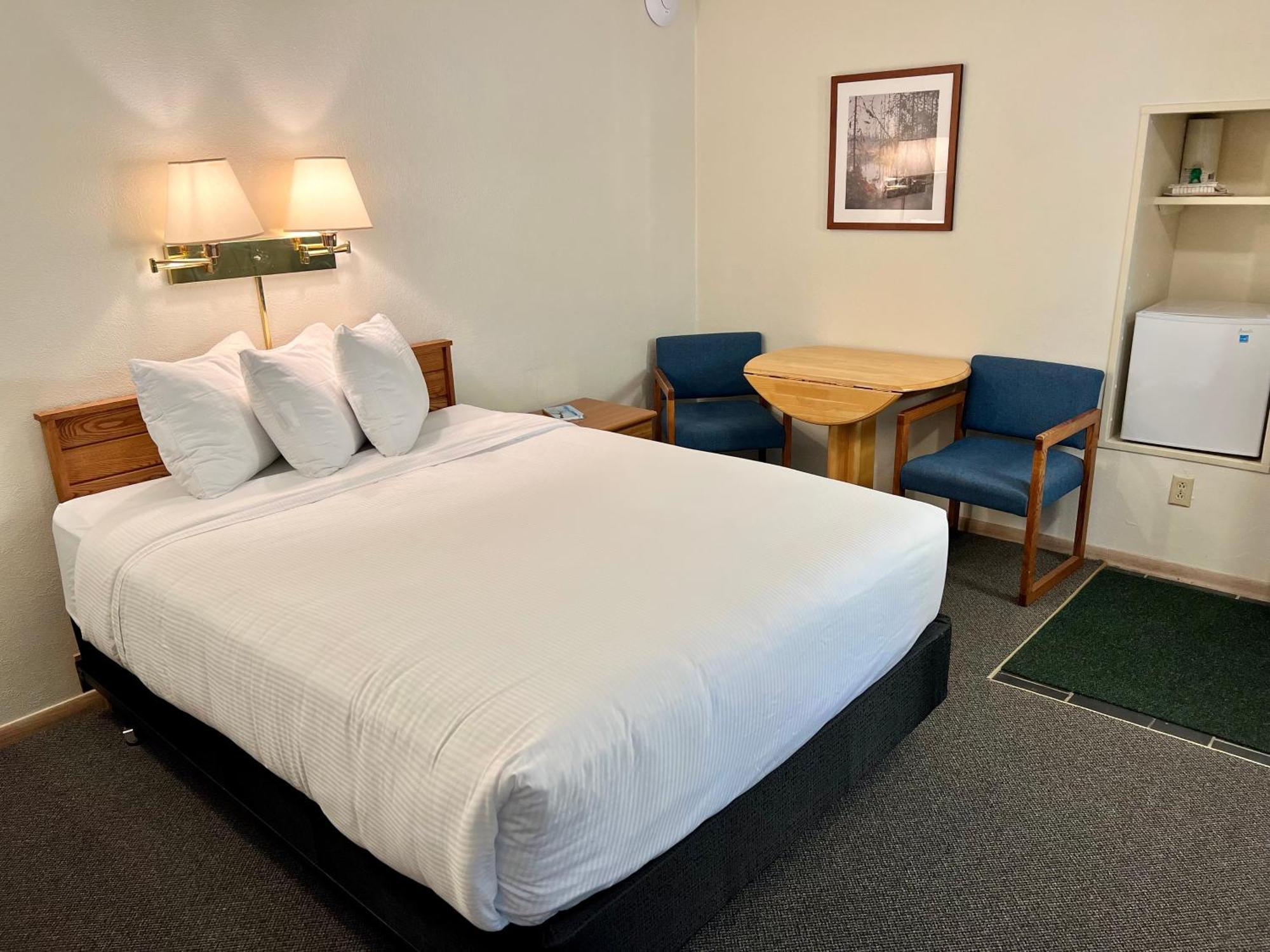 Thomsonite Inn On Lake Superior 그랜드 마레 객실 사진