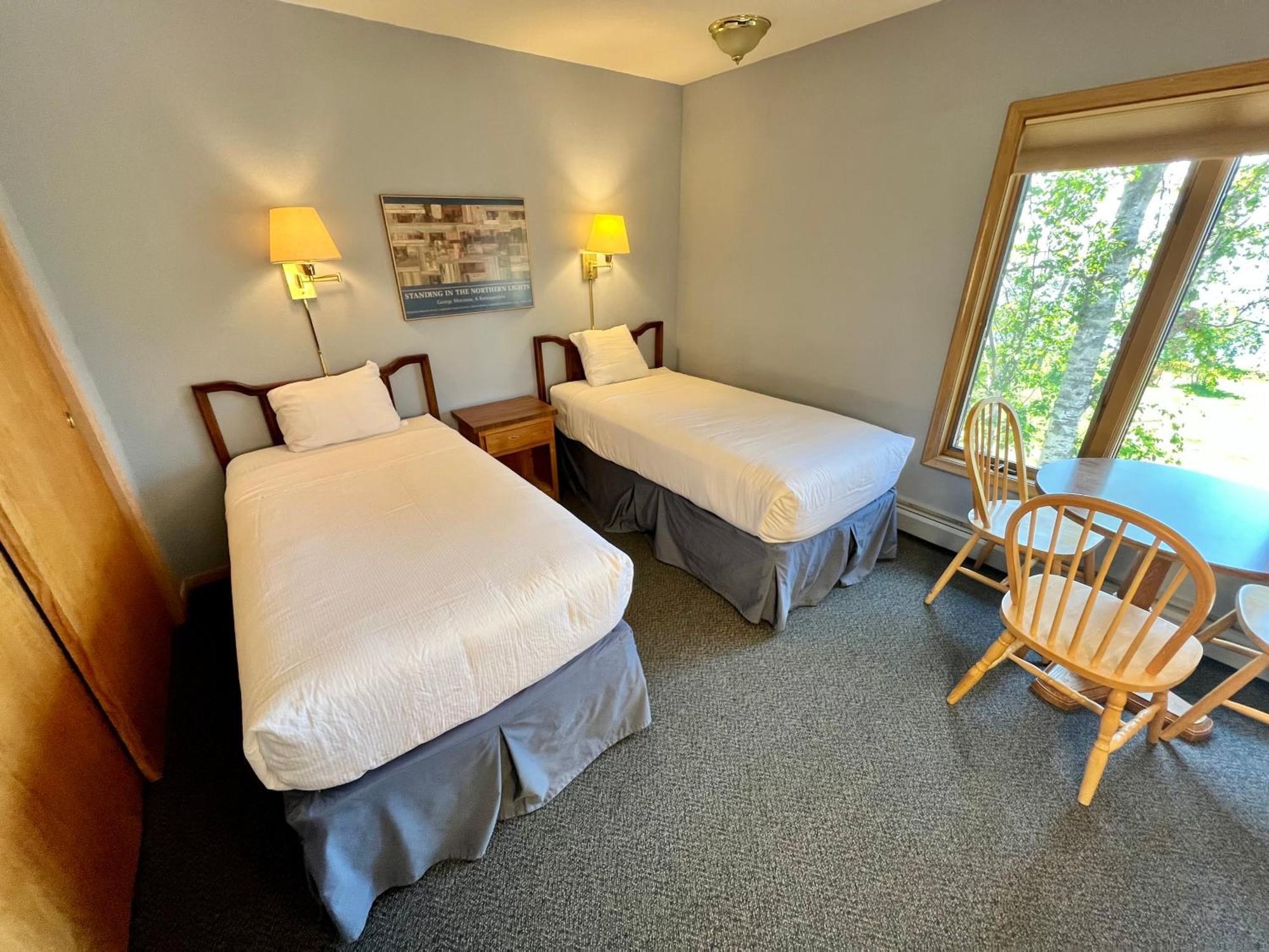 Thomsonite Inn On Lake Superior 그랜드 마레 외부 사진